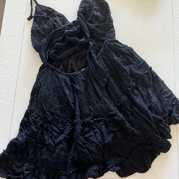 Swim cover up - Picture 2 of 2